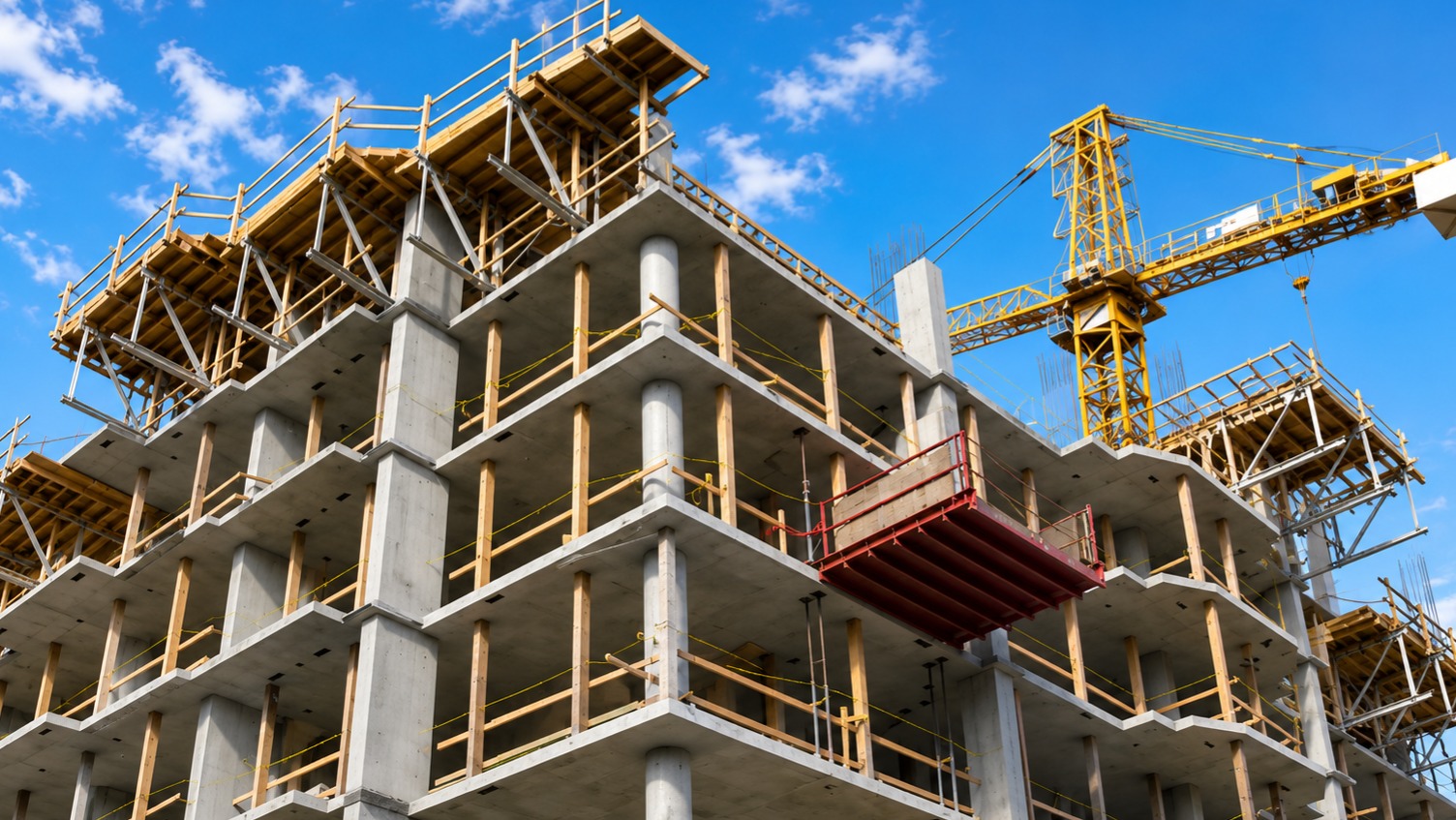 Inflação da construção sobe e pode encarecer imóveis na planta.